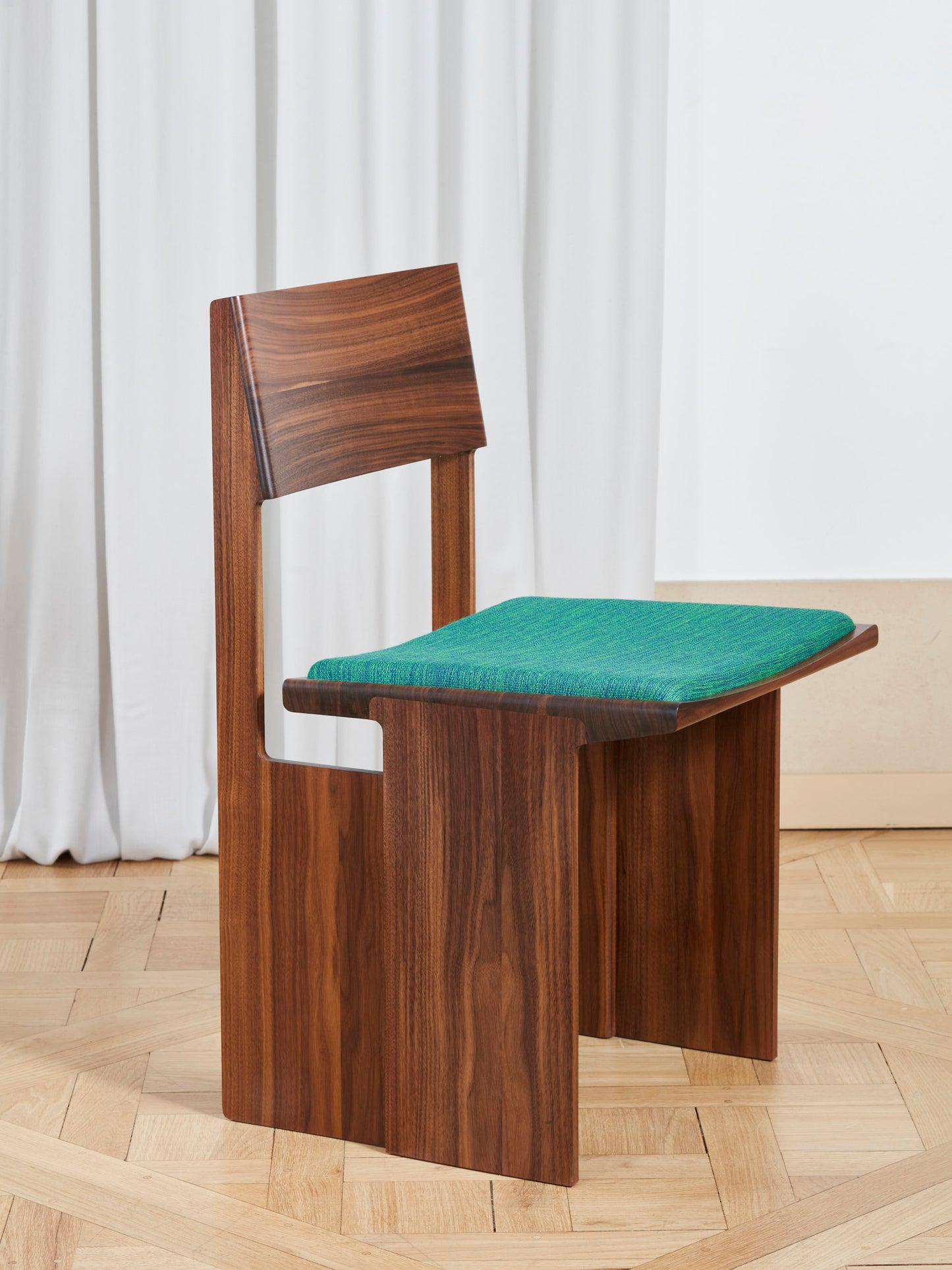 Drift Chair Walnut